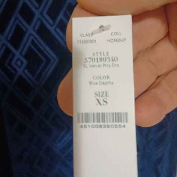 White House Black Market  Blue Depths  Velvet Party Dress size XS - Picture 2 of 5